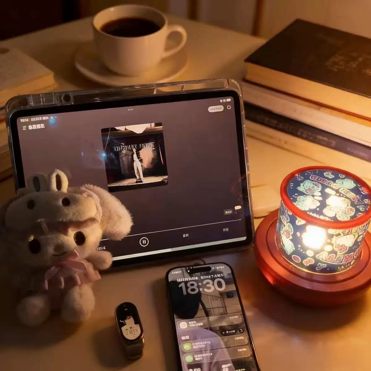 Kitty Projector Bluetooth Night Light Rechargeable Speaker